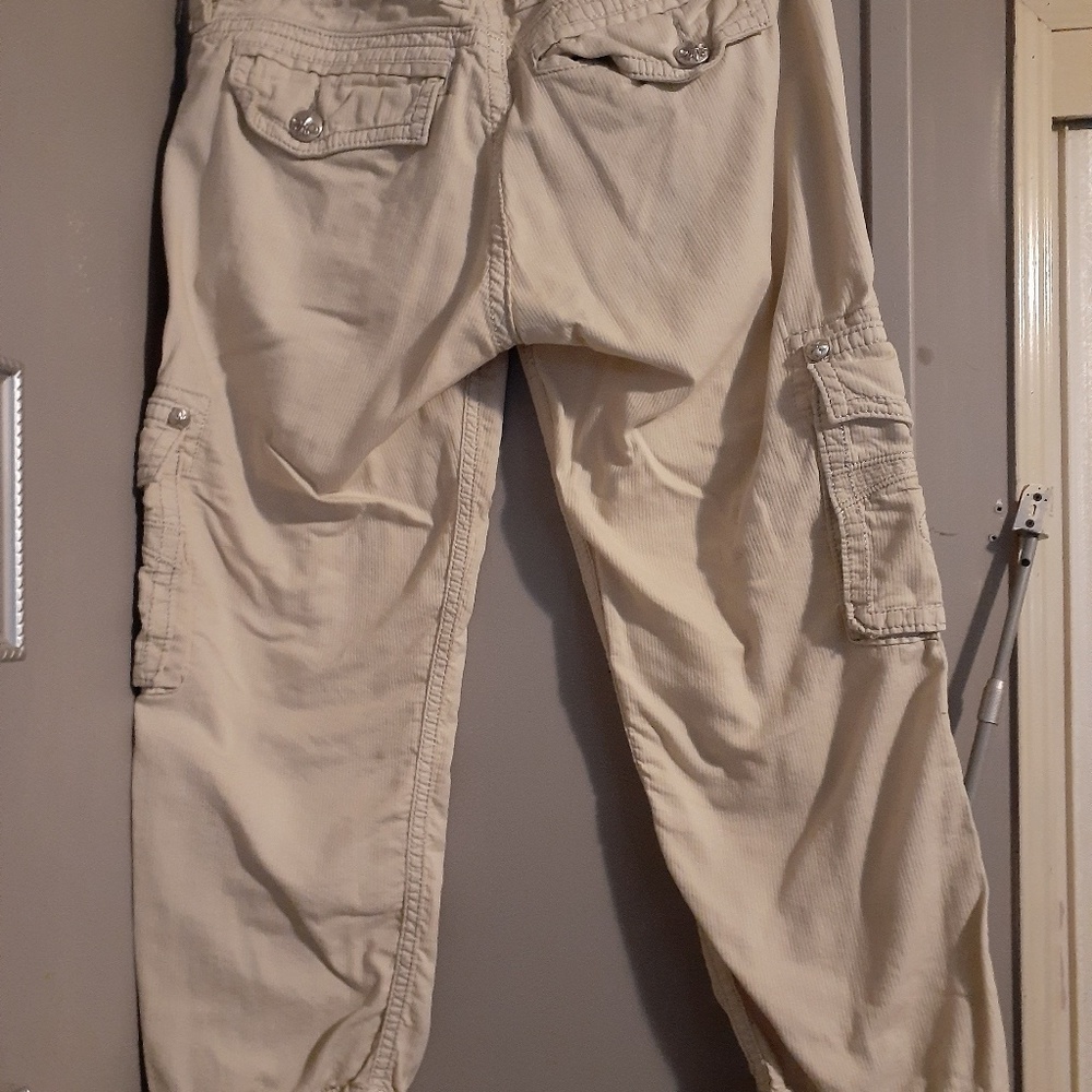 Capris - Picture 2 of 2